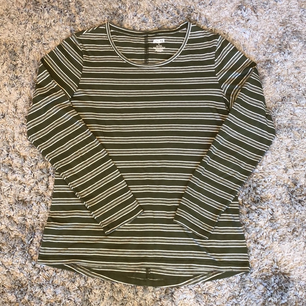Duluth Trading long sleeve shirt